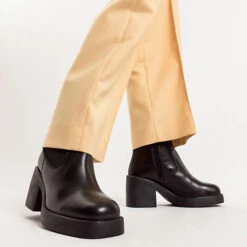 Fashion Blockabsatz Leder Boots Plateau-Stiefeletten - Schwarz -Ausgewählte Fashion Boots-Geschäfte 25037489 02